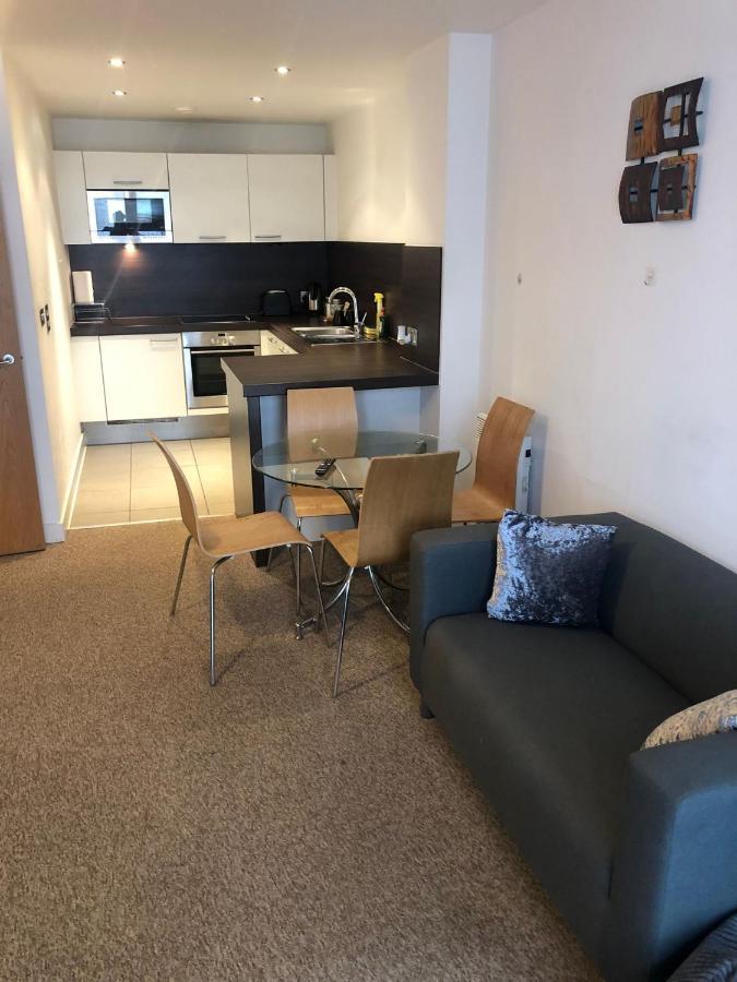 Lovely Serviced Apartment 2Min 2 City Center Mánchester Exterior foto