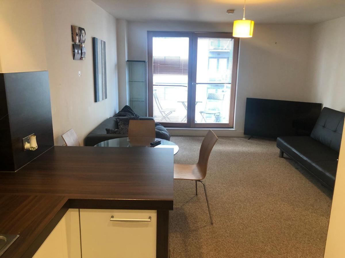 Lovely Serviced Apartment 2Min 2 City Center Mánchester Exterior foto
